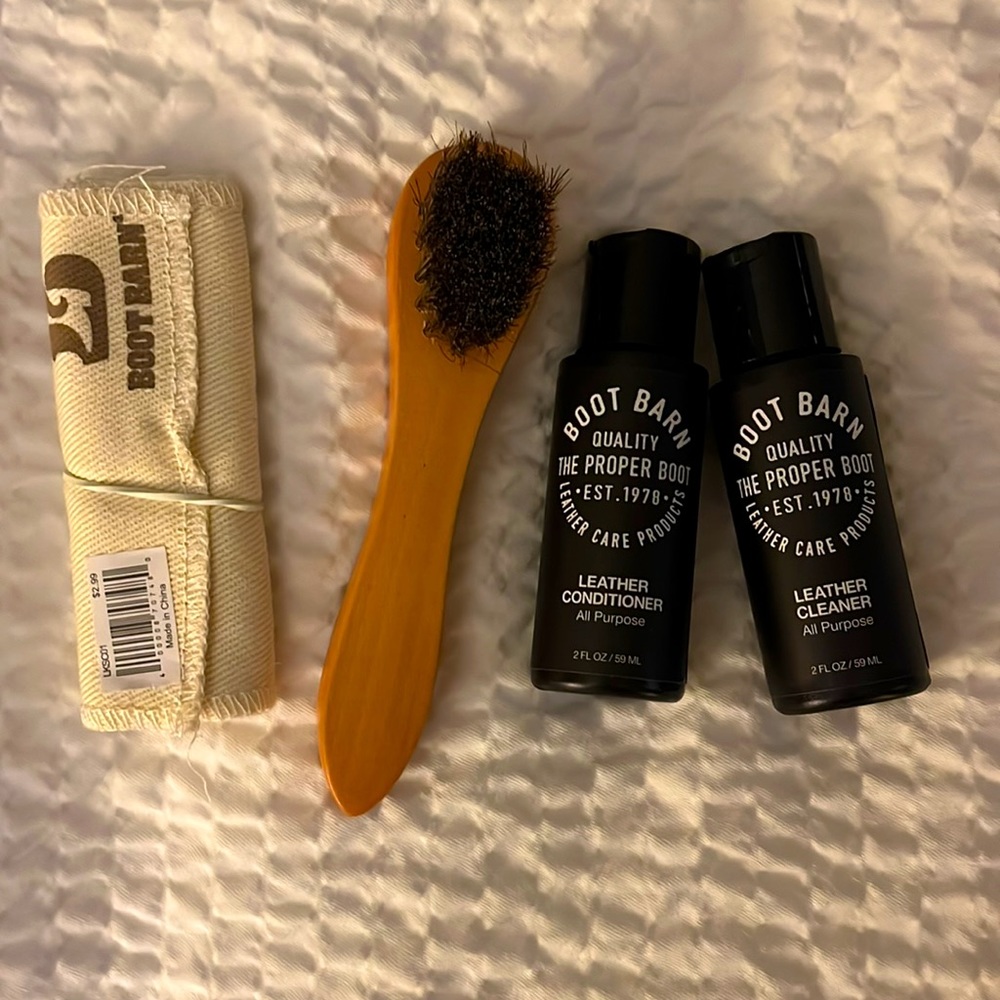 Boot Barn Leather Cleaning Kit